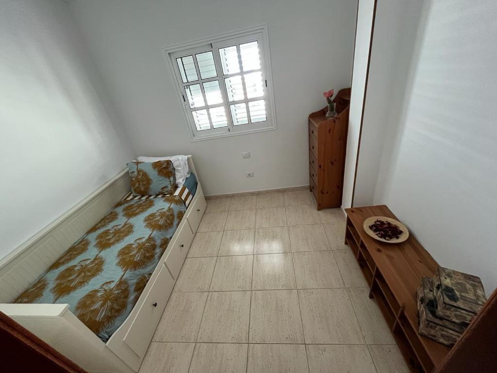 Nivaria Suite Vecindario  Luaran gambar